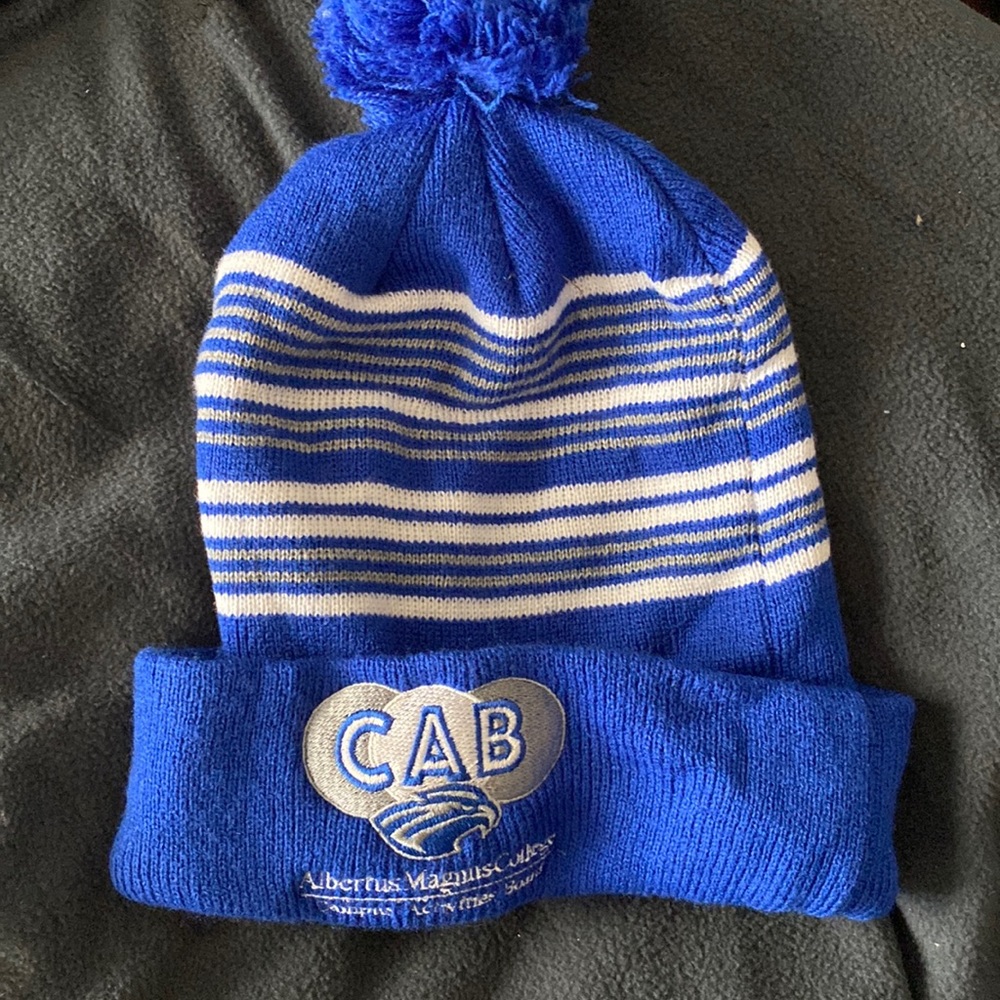Albertus Magnas college never worn